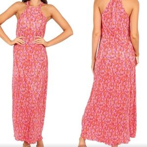 Petal & Pup Melody Floral Print Halter Neck Plissé
Maxi Dress in hot pink
